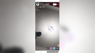 جسمها مليان بس خفيف رقصت رقص جبار و عملت اوضاع بشكل مختلف   شرمها سكس
