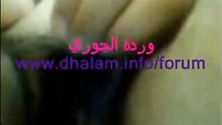 كسها مشعر جوزها شلها شعر كسها و فشخها نيك لمدة ساعه كامله  سكس تويتر