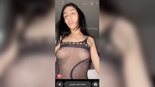 بتتصور هيا وبتتناك من حبيبهاxnxx عربي xnxx مصري  سيلفى علشان تفج صحباتها