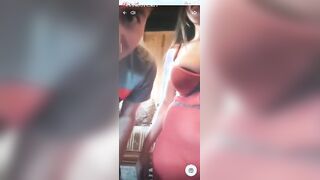شرموطة روسية تفتح لايف هيا وحبيبها  سكس جديد وتفرج الجمهور على طيظها