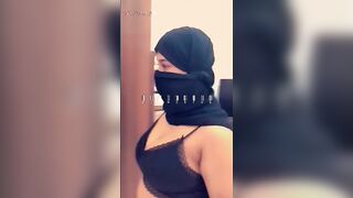 شرموطة لابسة الاندر وبتعمل  سكس جديد بث مباشر ولابسة نقاب