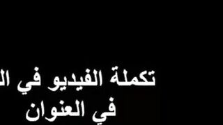 اللبوه اول مره تطلع ل زبون مغطيه نفسها و مكسوفه بي فكت في الاخر  سكس مصري