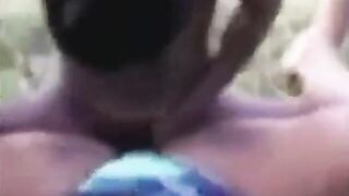 راحت الحديقه مع عاشقه زنقها و فشخ كسها و طيزها بزبر الكبير و جاب لبنها  سكس مصري علي بزازها الكبيره