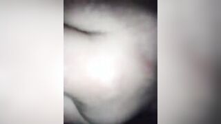 مع حبيبها في اوضة النوم بتقولوا بعشق النيك  سكس مصري معاك لي طعم تاني و فشخت كسها عشان يمتعها