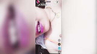 كنت بكلم شرموطه فيديو فرجتني علي بزازها و طيزها و كسها طلع كسها مفتوح سكس مصري  اوي وطيرت لبنها علي الشاشه