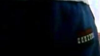 بتاع السوبر ماركت طلعلي الشقه و جوزي مش موجود طلع سكس مصري  زبره اكبر من بتاع جوزي فشخني