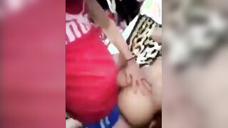 حبيبها عزومه عندوا في البيت و فشخ كسها نيك وعماله تقولوا النيك حلو اوي  سكس مصري معاك انا جوزي خروف مش بيعرف ينيك