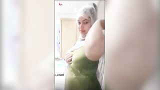 لبوه تغوي حبيبها عشان يسيب شغله و يجي يفشخ كسها و ينكه سكس مصري ا دخلت صباعه في كسها بزاز كبيره