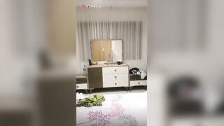 لبوه تغوي حبيبها عشان يسيب شغله و يجي يفشخ كسها و ينكه سكس مصري ا دخلت صباعه في كسها بزاز كبيره