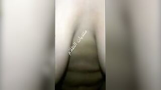 قالتلي سبلي زبرك و انا هدلعوا ركبت فوقه و فشخت كسها سكس مصري  دخلتلوا في الرحم بنت المتناكه