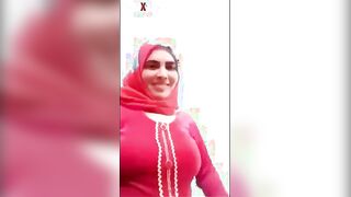 لبوه تعرض جسمها عارين امام الكاميرا تبحث عن سكس مصري  دكر يفشخ كسها و طيزها و تقول ابغ اتفشخ