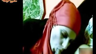 ممحونه مصريه تعشق مص الازبار حنان مسكت سكس مصري  زبر حبيبها مص ساعه كامله لحد ما جبهم في بوقها