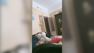 الجزء الرابع مصريه جاب واحد البيت سخنها لحد سكس مصري  ما خلعت هدومها و فشخ طيزها و لحس كسها