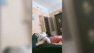 حنان فشخت كسها لصاحبها عايزه تتناك و بتقولوا افشخلي سكس مصري  كسي اوي عايزه لبنك علي طيزي و بزازي نيك مراهقه