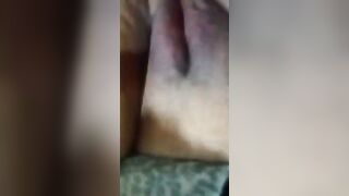 ام محمود فشخت رجلها  و بتلعب في كسها و هنموت  سكس مصري و تتناك سكس امامي  ممحنوح بتلعب في كسها