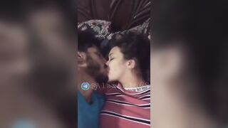 هربت من البيت و راحت ل صاحبها اللي كل يوم يفشخ كسها  و طيزها سكس مصري  من النيك بتلحس بزازها الهايجه