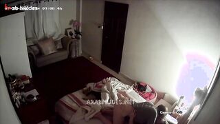 لي لي و ماريا نايمين سكس مصري  جنب بعض وفجاه هاجوا علي بعض و فشخوا بعض نيك ولحس سكس شواذ