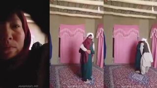 ممحونه  سكس تويتر محجبه بتتشرمط علي عشيقها و بتفشخ كسها و هي واقفه  نيك خلفي نيك فموي