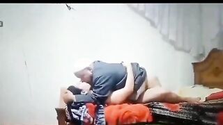 الحاج عتمان جاب شرموطه من تحت الكوبرفليم سكس فلم سكس افلم سكس  و نكها  في طيزها و كسها سكس عربي مصري