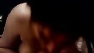 ناهد راحت لعشيها و عماله تمصو تلحس في زبر و هايجه  سكس مصري عليه فشخ سكس عربي مصري