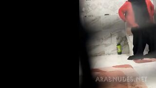 كانت في الحمام و اتغفلت و اتصورت وهي هايجه بتضرب سبعه ونص  سكس تويتر سكس عربي خليجي جودة عالية