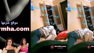 شغل مراهقين و ضرب عشره بحك الزبر  سكس مصري  في الطيز وهم بهدومهم استغل ان امهم مش موجود و هاجوا علي بغض