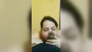 المموس بتاعتي قعده ما بين رجلي و قفش زبري وبضاني لحس ومص  موقع سكس من الاخر بنت المتناكه بلعت زبري