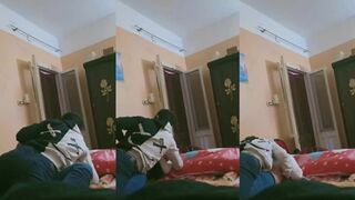 ابن عمتي دخل عليا وانا بلعب في كسي  منتديات سكس  بالخياره غفلني و دخل زبر فيا بصراحه كنت محتاجه اتناك و افشخ كده