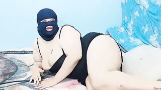 ام محمود المتناكه رسمه فراشه علي كسها بنت المتناكه قعده  xnxx xxnxx مصري بتتفرج علي سكس وةفشخ كسها دعك وفرك
