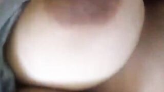 كسها عامل زي الكريب بيخر سكس تويتر جبنه سايحه احااا عليه جامده نيييك قعده بتلعب في كسها لحد ماجبتهم