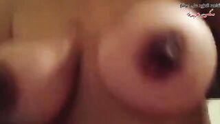 منار قبحة البحرين بنت المتناكه  نيك سكرانه اوووي و ركبت علي زبر الزبون فشخ كسها نيييك وعماله تصوت من الوجع