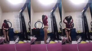 خلصنا اول واحد و هي porn   بتلبس عشان تمشي هجت عليها تاني قومت فشختها نيك بس المرادي في الحمام