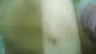 اللبوها بتاعي سكرانه مش حاسه بحاجه و بتنفذ  porn  كل اوامري خلتها خلعت ملط و فتحت كسها بايدها فشختها