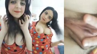 فتاه مراهقه اندرايدج مطلع بزازها و نزله لحس porn   ومص في حلمة بزازها فشخت رجلها وشغاله لعب في كسها