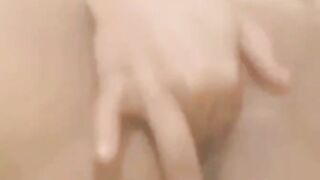 مموس قحبه مصريه بتكلم  porno عشيقها فيديو كول قالها دخلي ايديك كلها جوا كسك ده البت فشخت كسها واتعورت