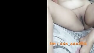 كسي حرقني اوووي عماله ادعك فيها مش عارفه اجبهم porno  جبت عصاية المقشه و دخلتها فيه جبتهم علي طول