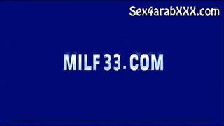 الاتنين سكرانين فشخ وهاجوا علي بعض خدها الحديقه وفشخ كسها وطيزها نيييك  xnxx عنيف ورا الشجره وعلي الارض