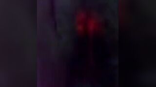 فوفه مموس شبرا زعلانه من حبيبها وهو  xnxx صالخها بطرقتوا نزلة ما بين رجلها بلعت بضانوا جوا بوقها