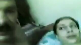 جوزي بيتكيف اوي لم اقعد العب في بزازي و كسي قداموا قبل ما ينكني سكس  احاااا فشخ كسي وطيزي نيك بزبر الكبير