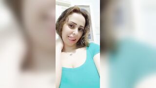لبوة حلوان المموس فردوس  بعت فيجيو لعشيقها وهي بتلعب في كسها وطيزها بالخياره المموس هايجه اووي صور سكس