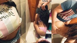 رجعوا من السهره  صور سكس سكرانين فشخ دخلوا الحمام و نزلة لحص ومص في زبر و بضابوا فشخها نيك خلفي عنيف فشخ