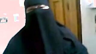 المموس ام فوزي المنقبه راحت لزبون شقتوا الهايجه بتقولوا سابني امص صور سكس  زبرك و ادوق طعموا مموس ممحون