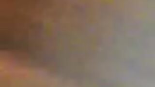 اللبوه تخينه اوي بس كسها منفوخ مليا لحم وضيق اوي مسكتها فشخت قصص سكس  كسها نيك في كذا وضع جامدين فشخ