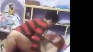 المموس بنت المتناكه فشتها عايمه  افلام سكس مش مخلي محمد زبر يقف بسبب خفة دمها اللبوه عماله تقولوا يا محمد مش قادره