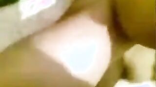 لبوه ممحونه نيك نزله مص في زبر صاحبها و سكس اجنبي  بيقولها ادخلوا في طيزك بتقولوا حااا كل ده تدخلوا في طيزي وهو معوج كمان