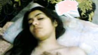 الجزء التاني الهايجه مش حاسه بحاجه سكرانه اوووي ومش درينا عشيقها ماسك كسها نازل في نيك لحد ماجبهم  سكس اجنبي علي شفايف كسها المنفوخ