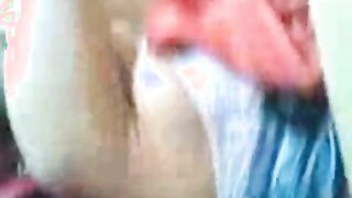 بنت المتناكه سكس عربي  وشها كلوا لبن و نيك تعبيرات وشها بتقولي افشخني اكتر اللبوه عماله تشدني عليها عايزه ارزع زبري في كسها جامد