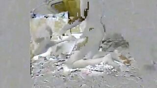 شرموطه مصريه هايجه اووي وكسها شرقان خلت الفحل فشخ كسها نيك  سكس مصري في اوضاع جامده المموس بتقولوا زبرك حلو اوي افشخني جامد