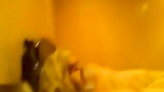 الشرموطه بتتناك من راجل قد جدها و بتصورا كمان  سكس مصري و هو مش بيعمل حاجه غير انوا يلحس كسها و يبعبصها لبوه ممحونه
