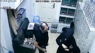 مفيش بنت في سكس مصر  الشركه صاحب المصنع معلمش عليها كلهم شراميط بيفضلوا يمصوا و يلحسوا في زبر لحد ما يجبهم حصري شراميط العرب